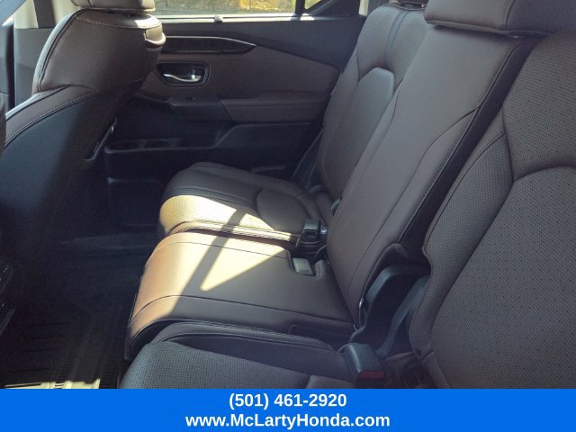 Certified 2025 Honda Pilot Elite image 12