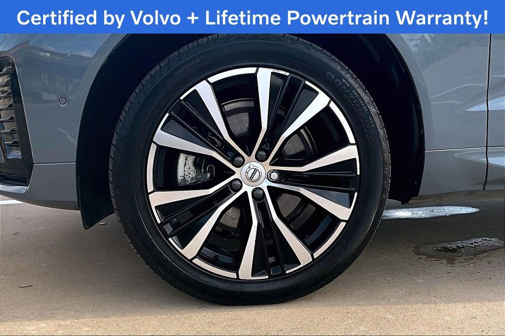 Used 2023 Volvo XC60 T8 Plus image 11