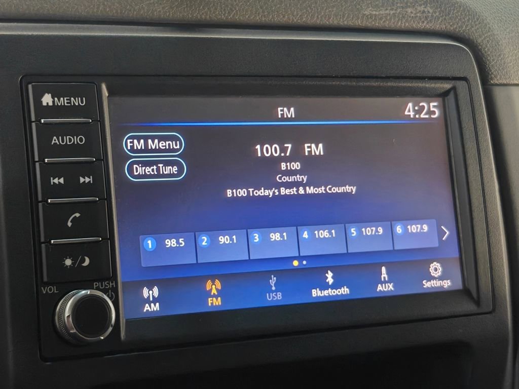 Used 2020 Nissan NV 2500 SV image 9