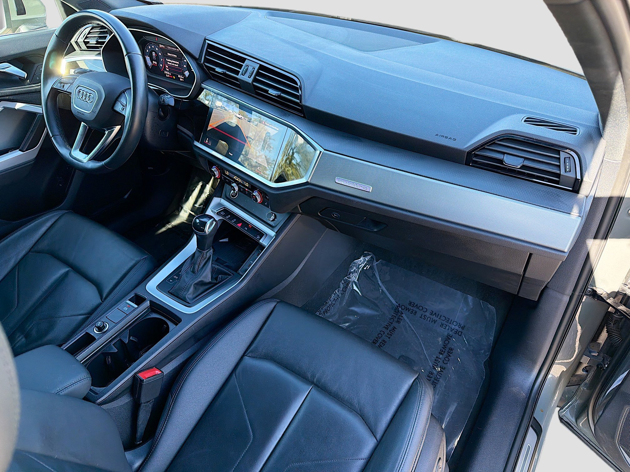 Used 2023 Audi Q3 2.0T Premium Plus w/ Premium Plus Package image 14