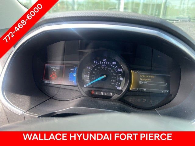 Used 2018 Ford Edge Titanium w/ Equipment Group 301A FWD image 8