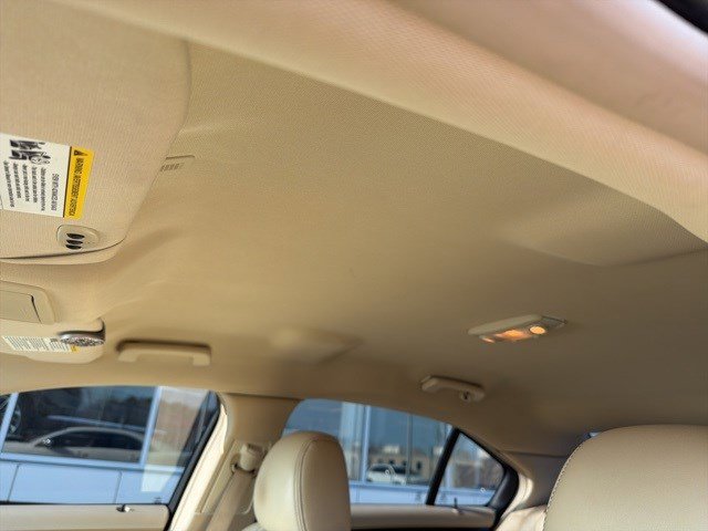 Used 2015 Ford Taurus Limited w/ Equipment Group 301A image 11