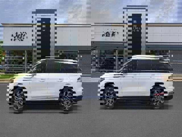 New 2026 Lincoln Aviator AWD image 69
