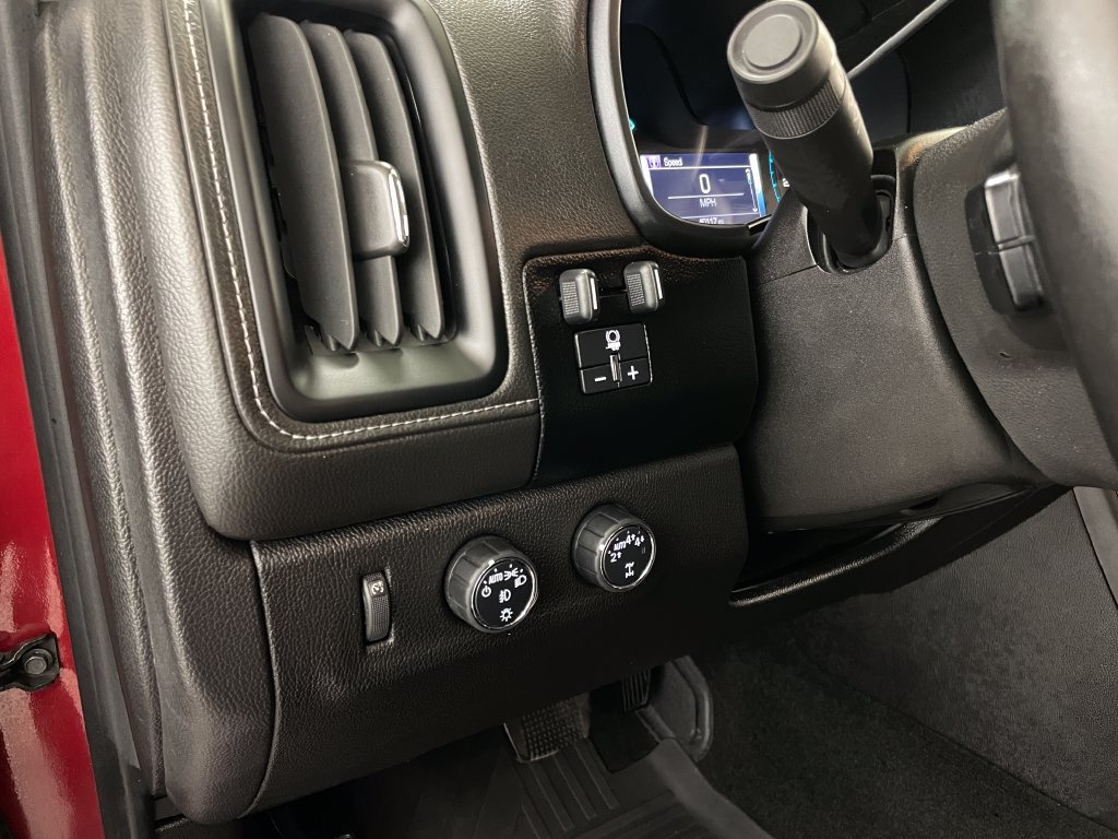Certified 2018 GMC Canyon SLT w/ Driver Alert Package AWD/4WD image 29