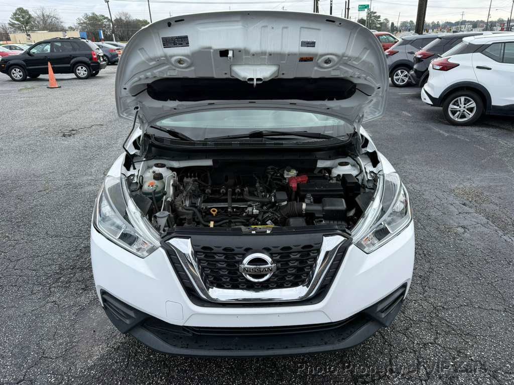 Used 2019 Nissan Kicks S FWD image 20