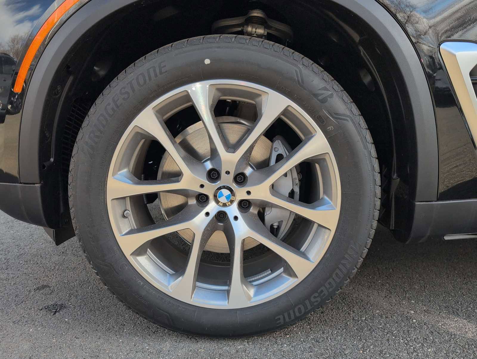 New 2026 BMW X5 xDrive40i w/ Premium Package image 14