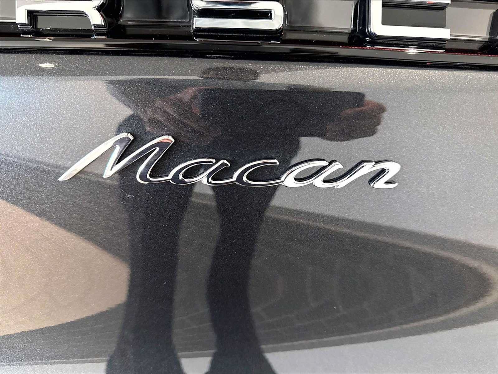 New 2026 Porsche Macan AWD/4WD image 32