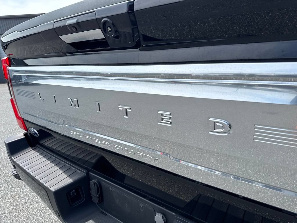 Used 2024 Ford F350 Limited w/ FX4 Off-Road Package AWD/4WD image 7