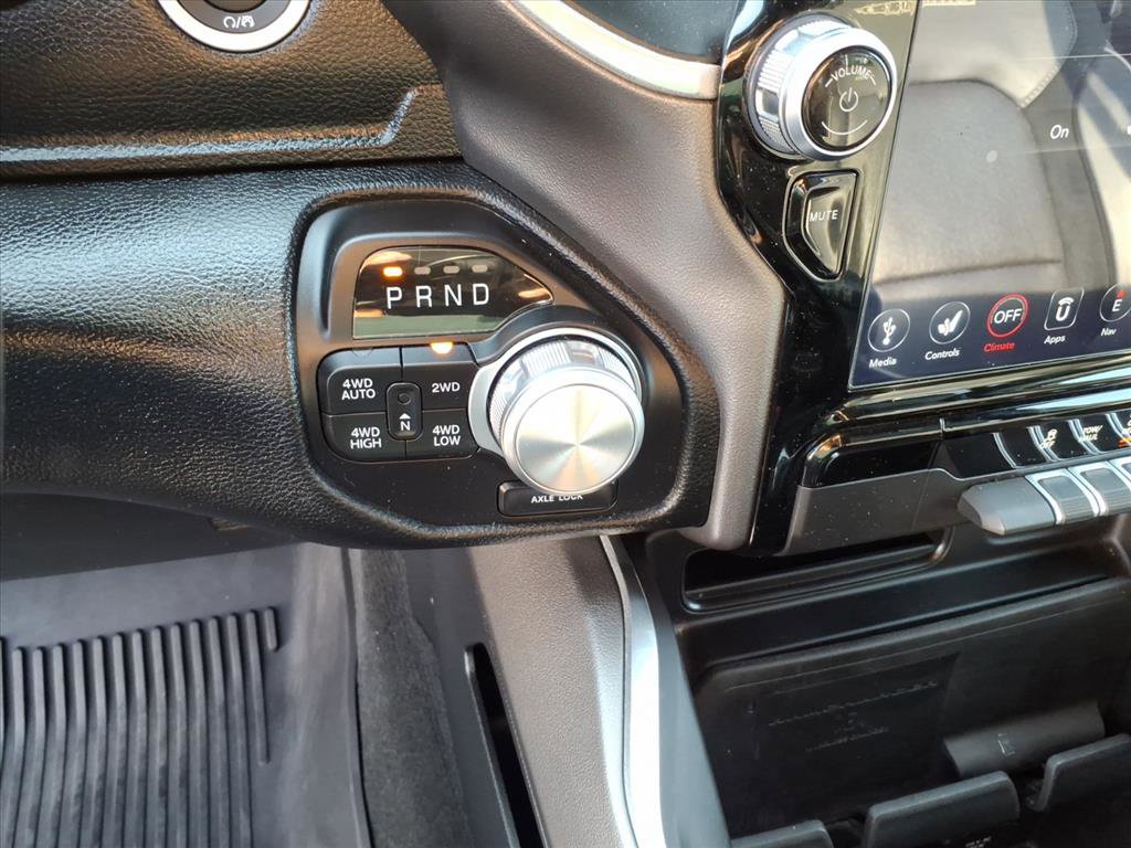 Used 2020 RAM 1500 Laramie AWD/4WD image 34