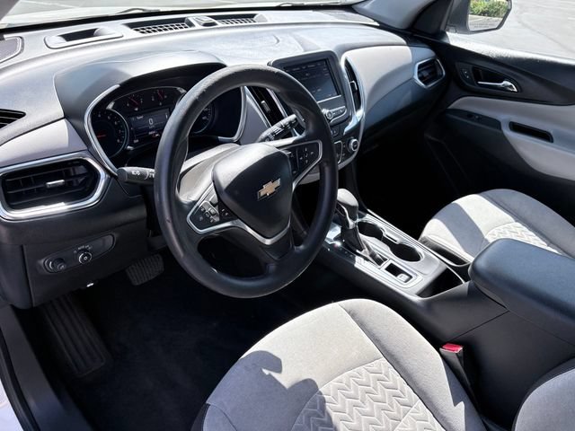 Used 2022 Chevrolet Equinox LS w/ LS Convenience Package FWD image 7