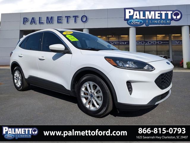 Used 2020 Ford Escape SE image 1