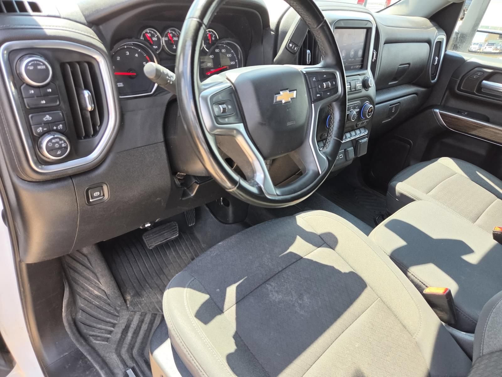 Used 2023 Chevrolet Silverado 2500 LT AWD/4WD image 18