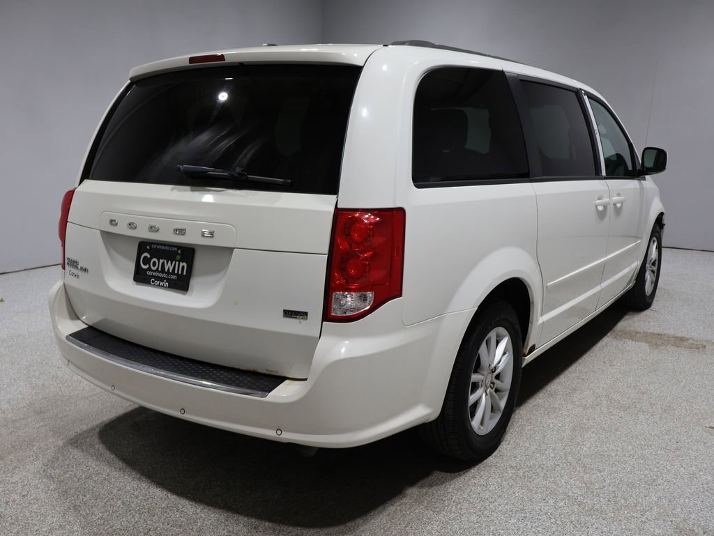 Used 2013 Dodge Grand Caravan SXT w/ UConnect Hands-Free Group image 2