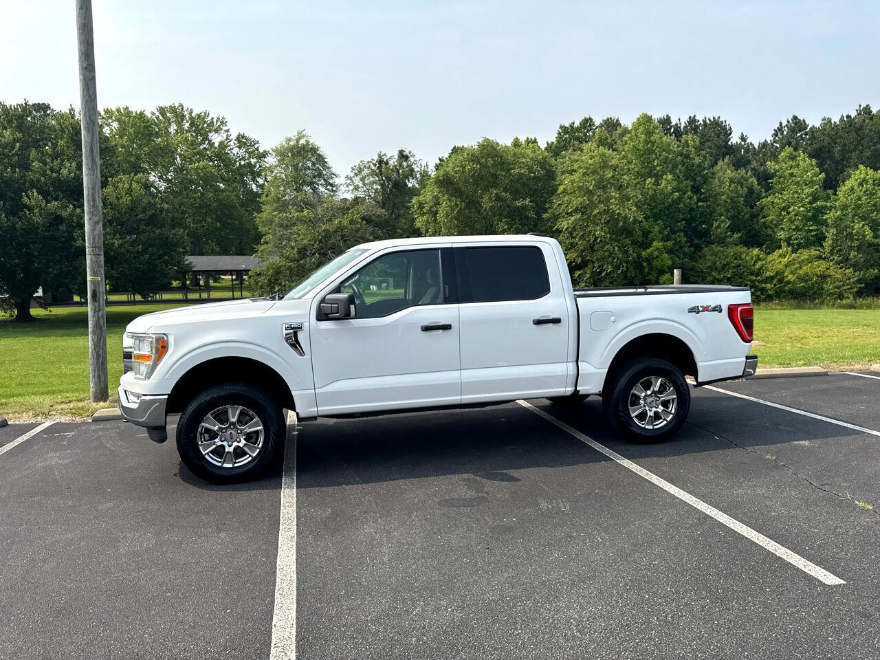 Used 2021 Ford F150 XLT w/ Equipment Group 301A Mid image 16