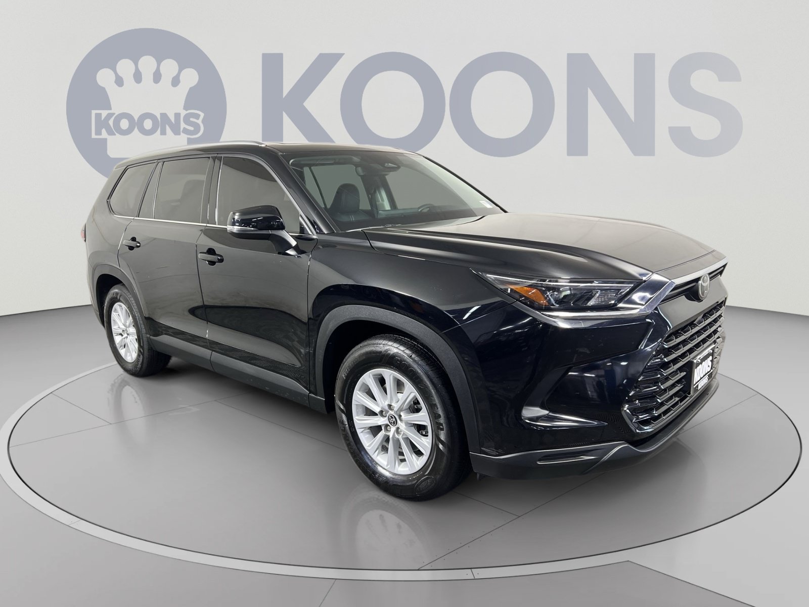 Used 2024 Toyota Grand Highlander AWD image 2