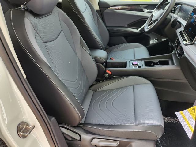New 2026 Volkswagen Tiguan SE AWD/4WD image 13