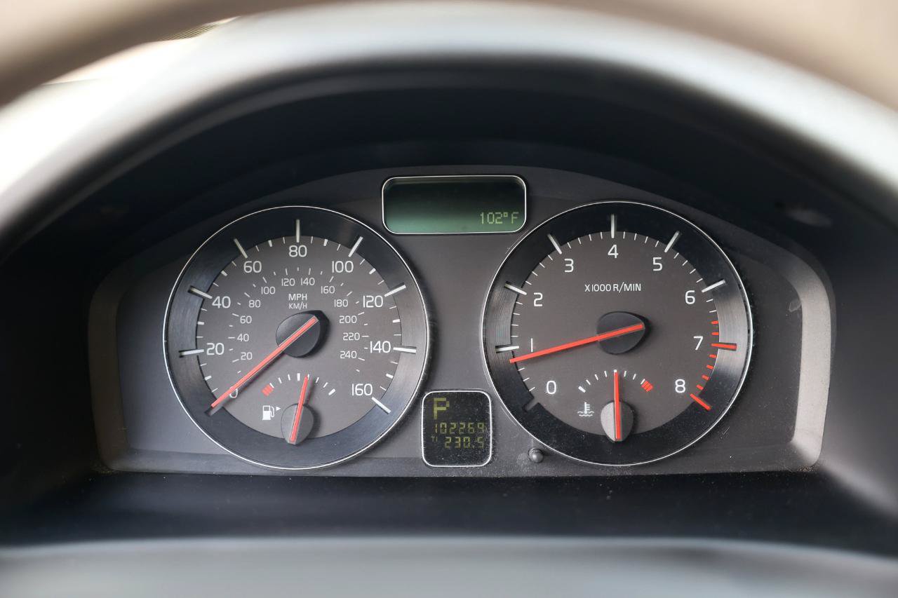 Used 2008 Volvo C70 T5 FWD image 27
