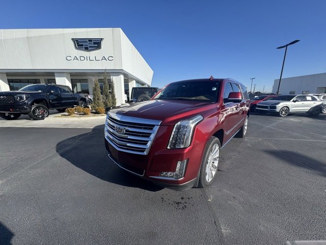 Used 2016 Cadillac Escalade ESV Platinum image 1