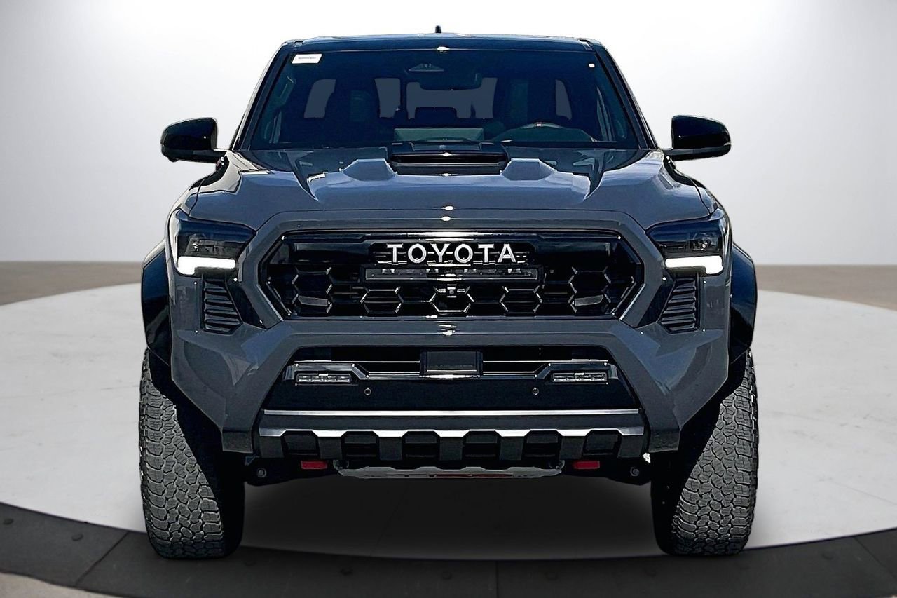 Used 2025 Toyota Tacoma TRD Pro image 3