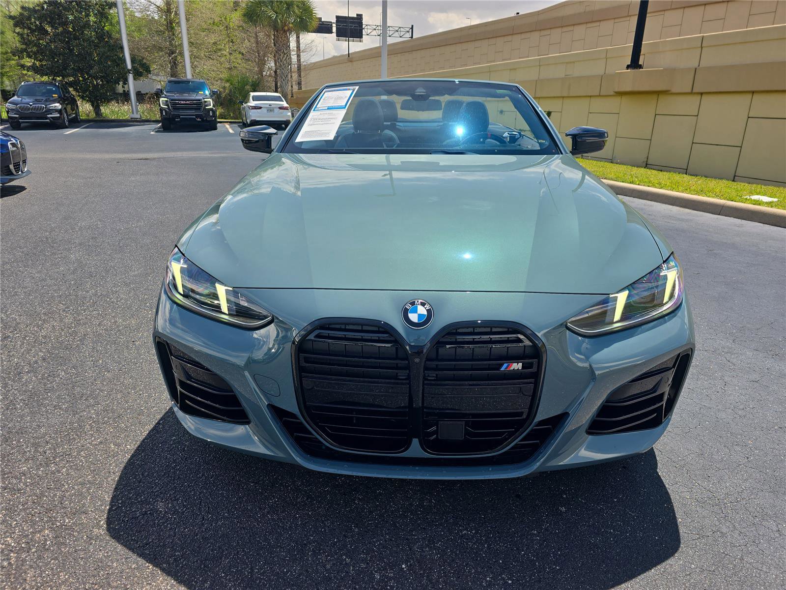 Used 2025 BMW M440i Convertible image 4