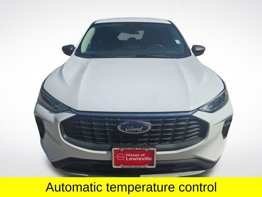Used 2024 Ford Escape Active FWD image 10
