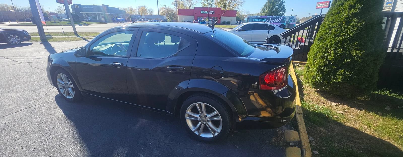 Used 2011 Dodge Avenger Heat FWD image 6