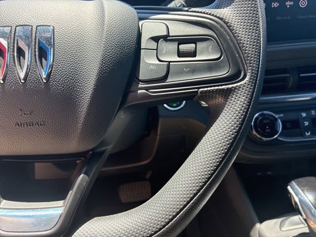 Used 2024 Buick Envista Preferred FWD image 23