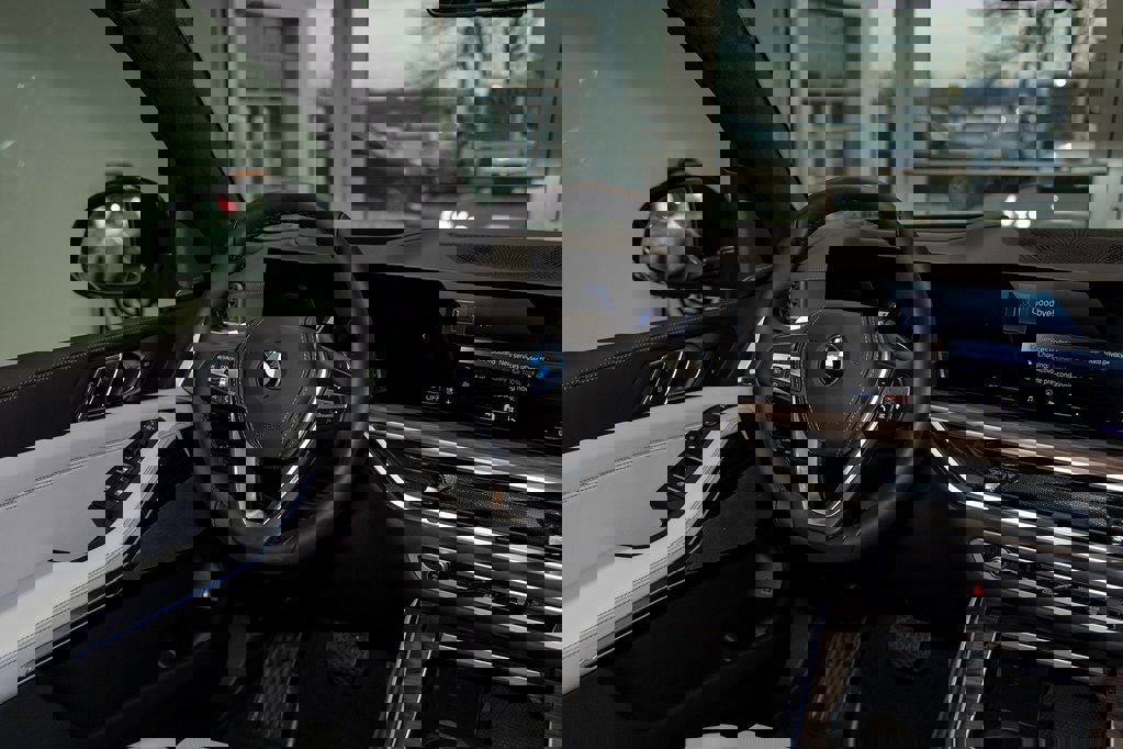 New 2026 BMW X5 xDrive50e w/ Premium Package image 40