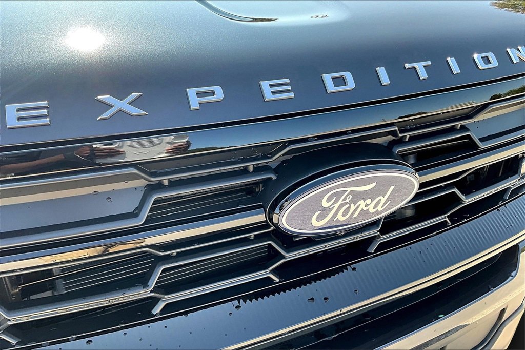 New 2025 Ford Expedition Max Active image 24