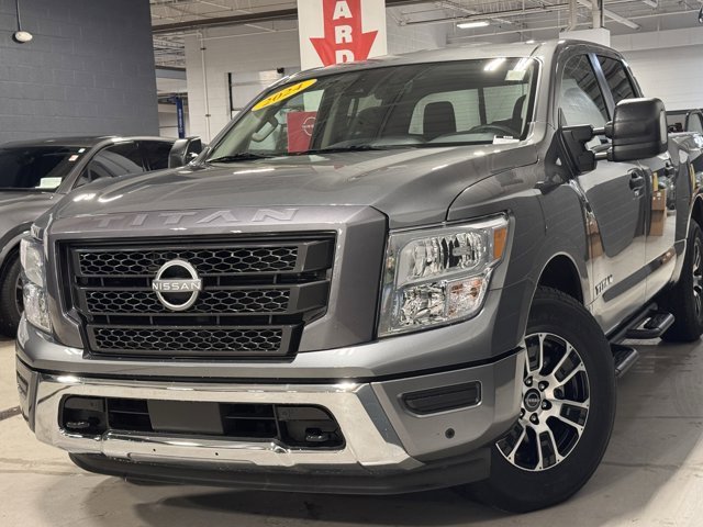 Used 2024 Nissan Titan SV w/ SV Convenience Package image 30