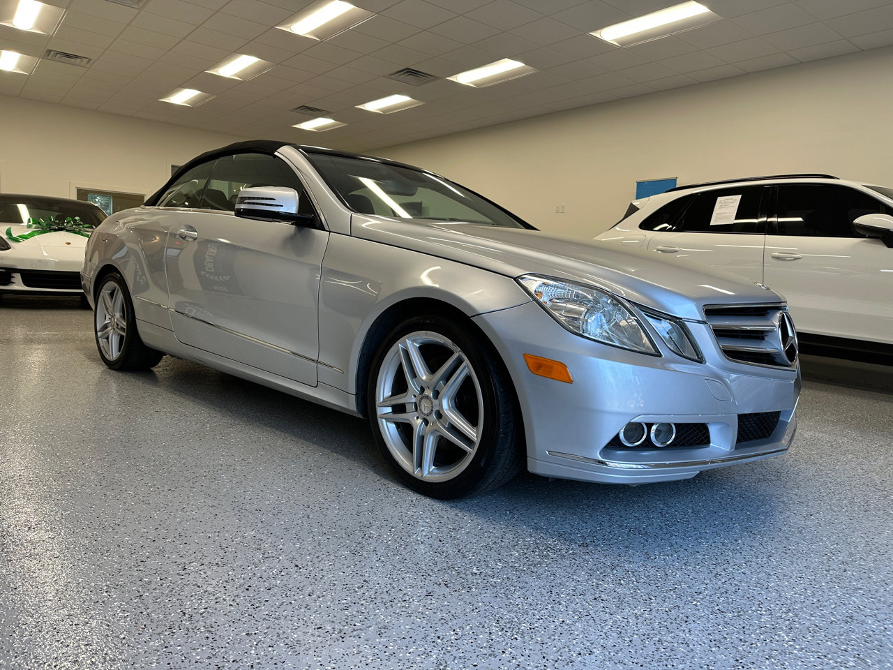 Used 2011 Mercedes-Benz E 350 Cabriolet image 12