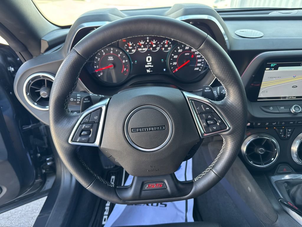 Used 2018 Chevrolet Camaro SS w/ LPO RS/SS Interior Package image 17