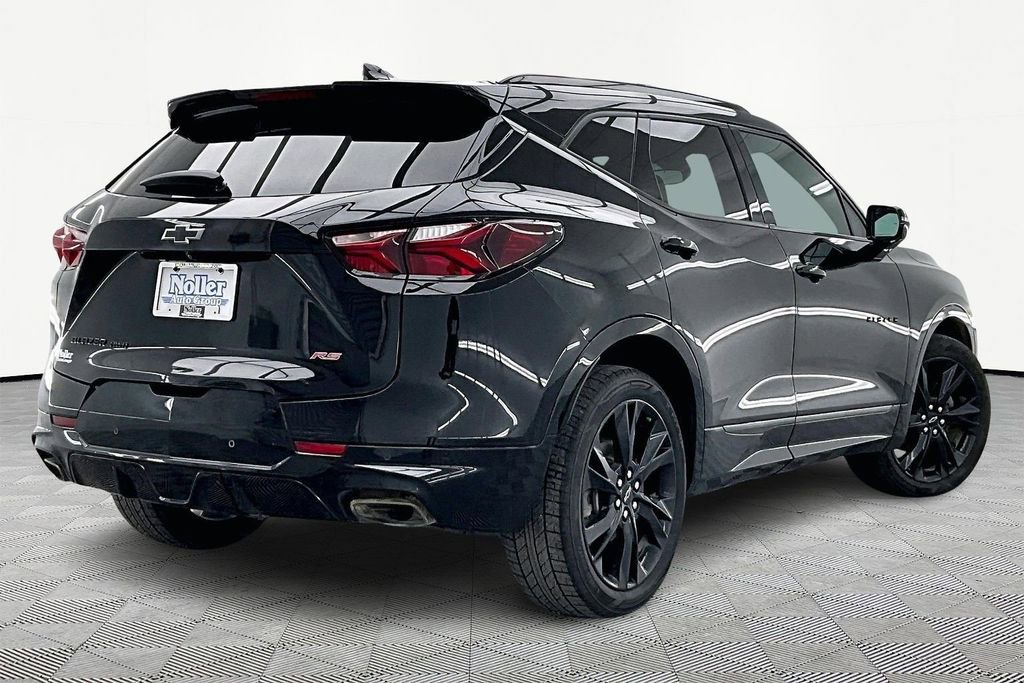 Used 2022 Chevrolet Blazer RS w/ Enhanced Convenience Package image 2