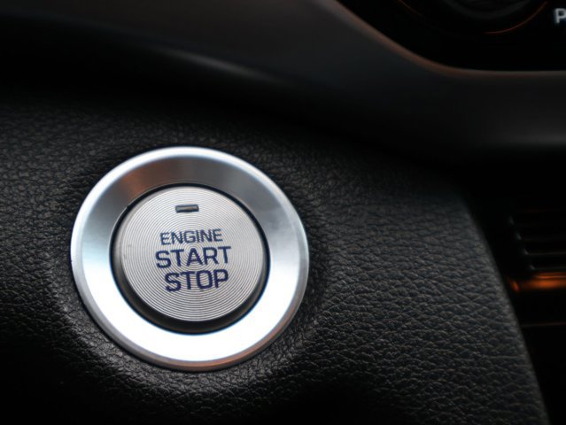 Used 2019 Hyundai Elantra Limited w/ Cargo Package FWD image 16