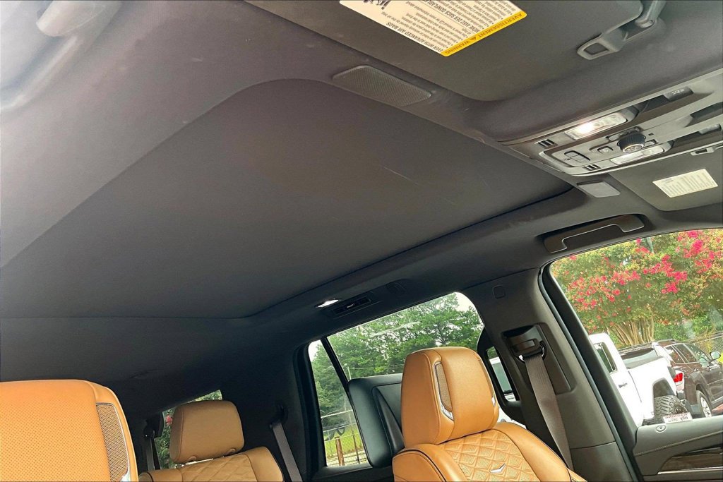 Used 2024 Cadillac Escalade Sport w/ LPO, ONYX Package AWD/4WD image 27