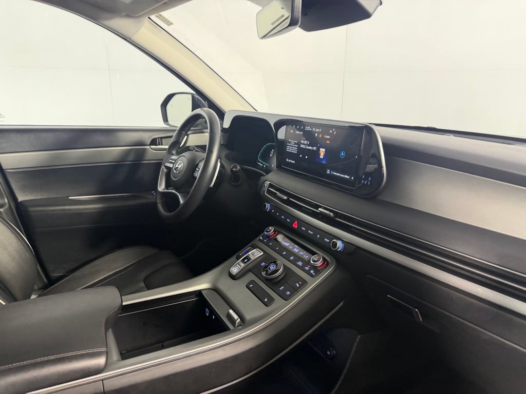 Used 2024 Hyundai Palisade SEL FWD image 34