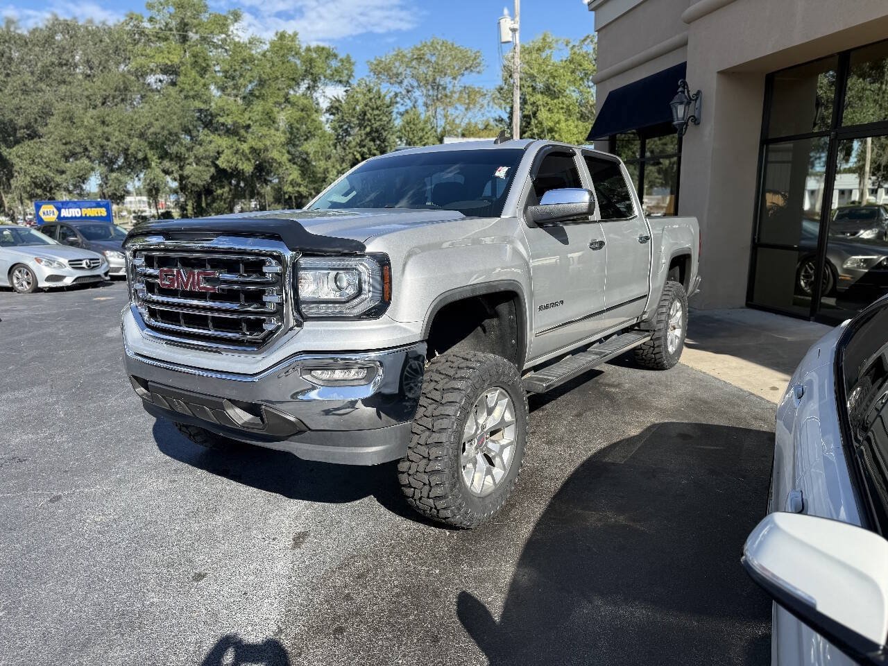 Used 2018 GMC Sierra 1500 SLT RWD image 3