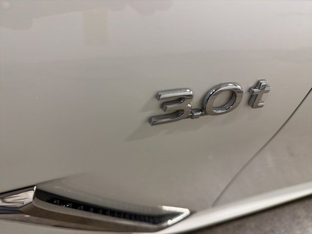 Used 2017 INFINITI Q60 w/ Premium Plus Package 3.0T image 10