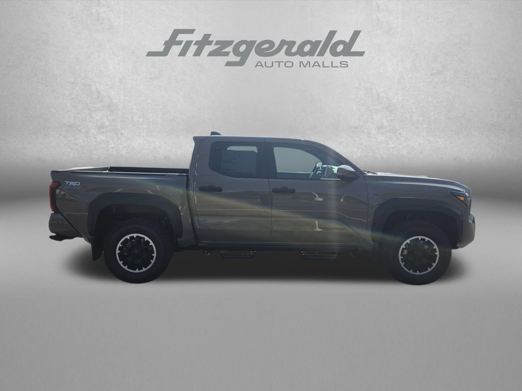 New 2026 Toyota Tacoma TRD Off-Road w/ TRD Off Road Premium Package AWD/4WD image 9