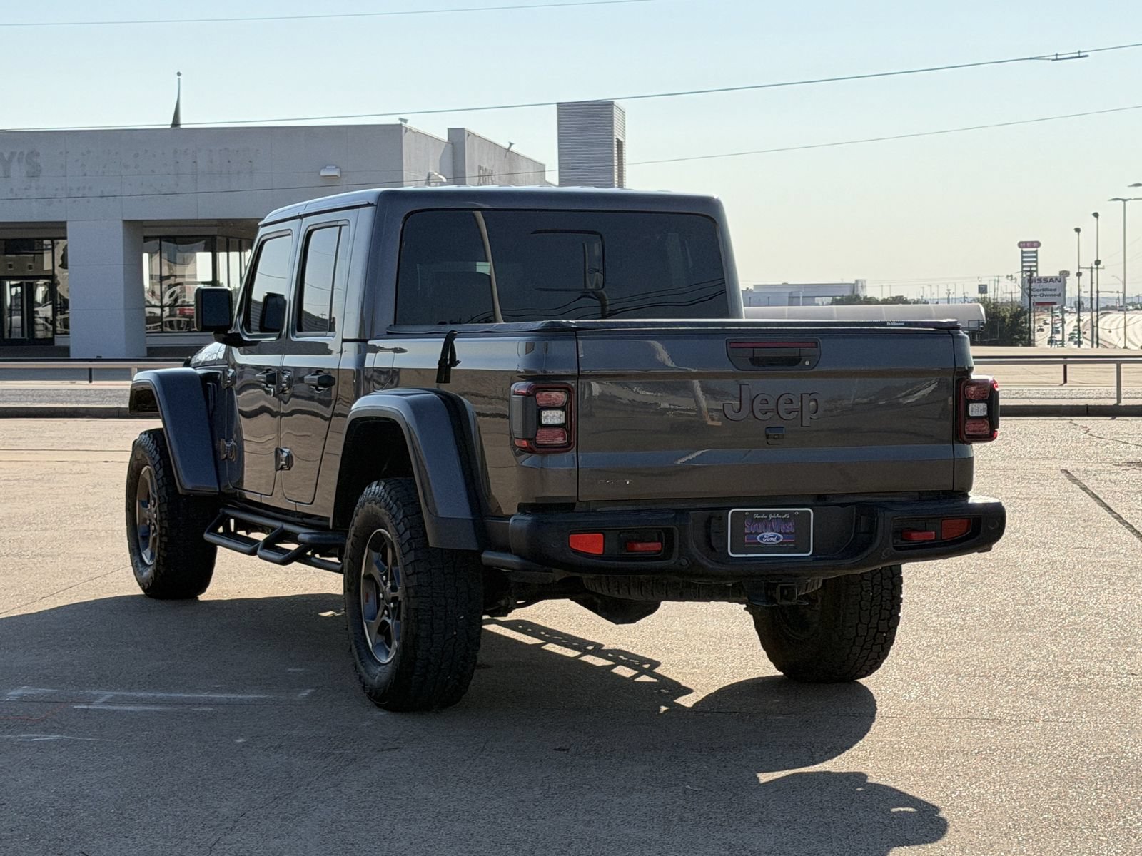 Used 2020 Jeep Gladiator Rubicon AWD/4WD image 6