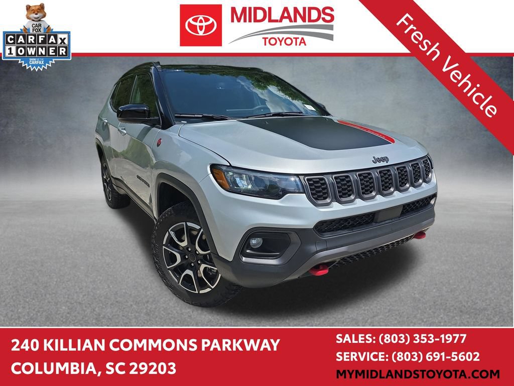 Used 2025 Jeep Compass Trailhawk