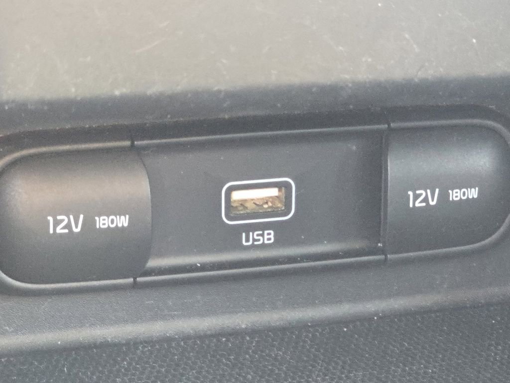 Used 2021 Kia Seltos S AWD/4WD image 26