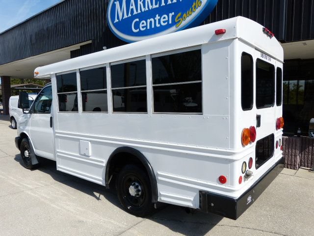 Used 2007 Chevrolet Express 3500 w/ School Bus Package RWD image 3