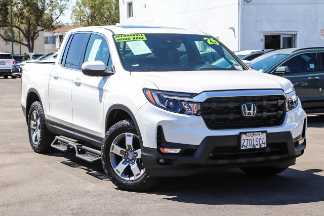 Used 2025 Honda Ridgeline RTL image 1
