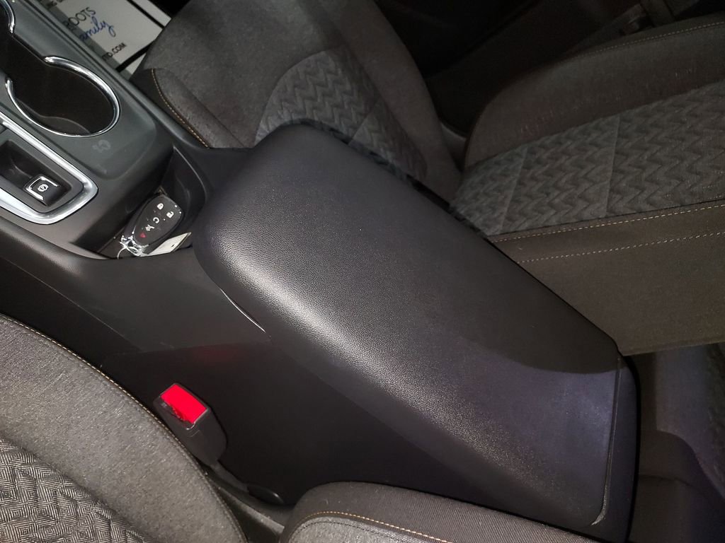 Used 2023 Chevrolet Equinox LT image 26