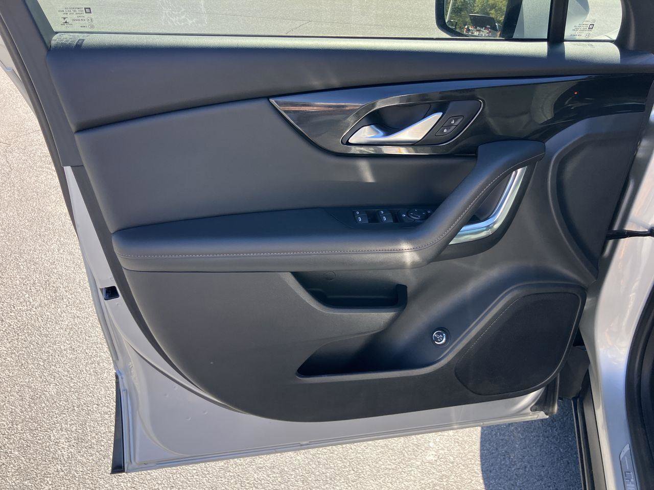 Used 2022 Chevrolet Blazer Premier image 14