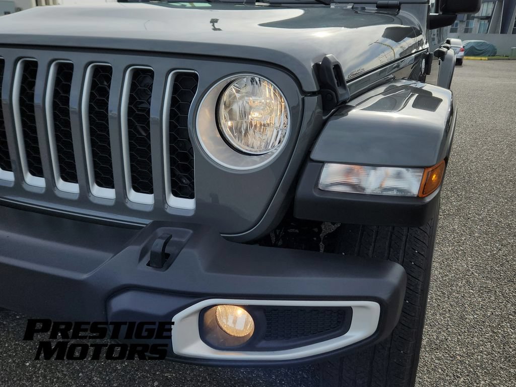 Used 2021 Jeep Gladiator Overland w/ Uconnect 4C Nav & Sound Group AWD/4WD image 29