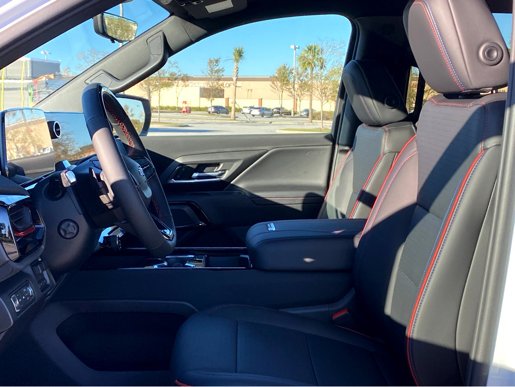 New 2024 Chevrolet Silverado EV RST AWD/4WD image 5