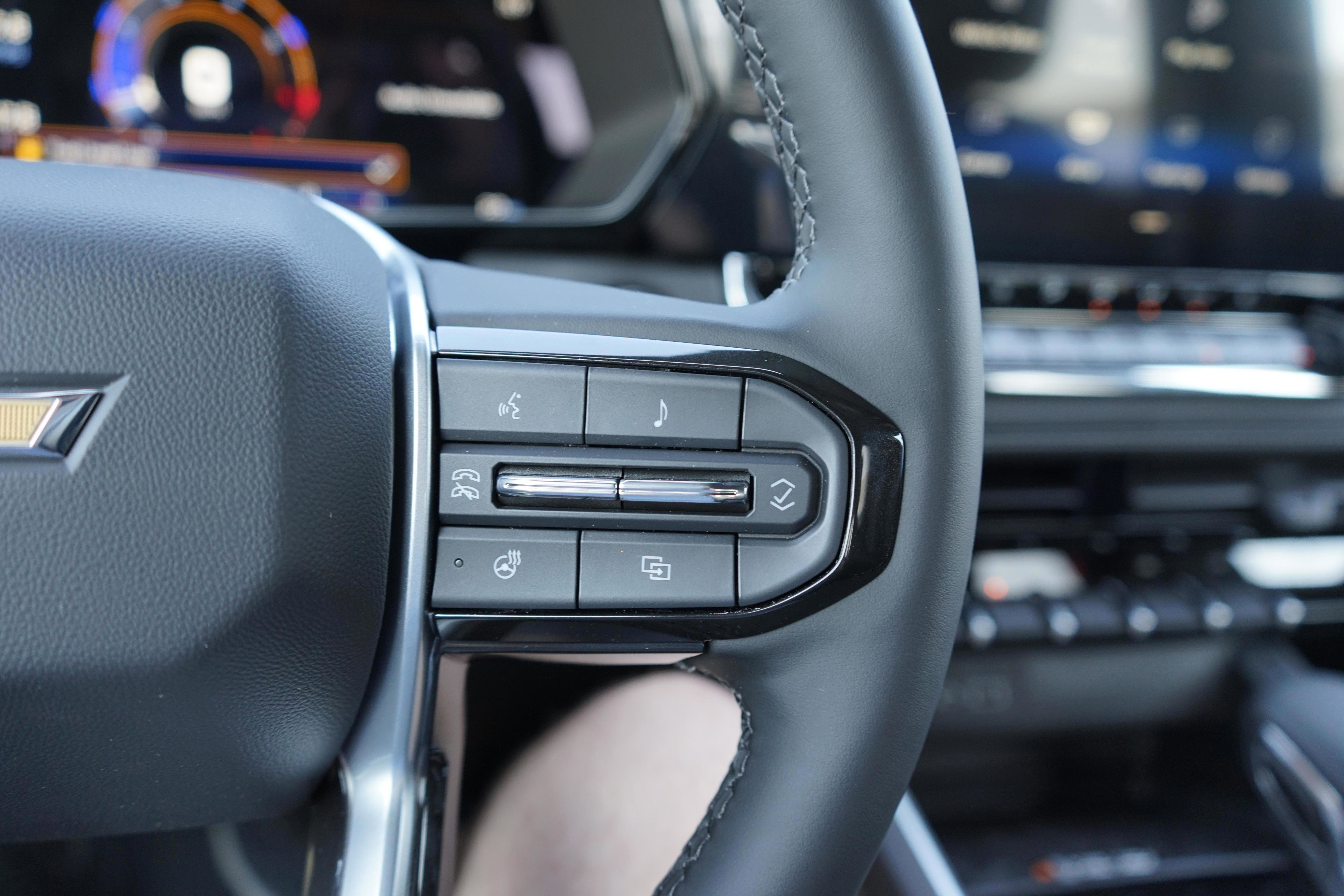 New 2025 Chevrolet Colorado LT w/ LT Convenience Package image 12