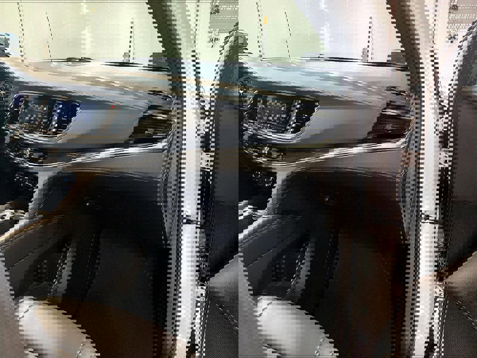 Certified 2024 Buick Enclave Essence w/ Experience Buick Package image 13